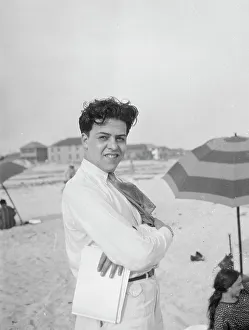 Notebook Prints: Unidentified member of the Albert Rothbart group at the beach