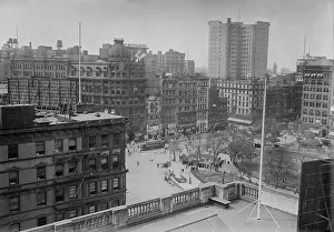 Union Sq. N.Y. between c1910 and c1915. Creator: Bain News Service