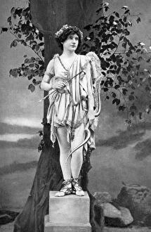 Alfred Ellis Walery Gallery: Unity Moore (1894-1981), Irish actress, 1911-1912.Artist: Alfred Ellis & Walery