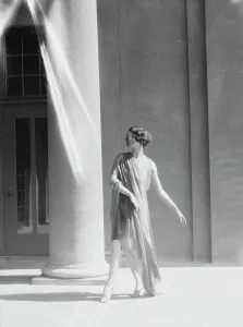 Elegance Prints: University of California at Berkeley dancers, 1927 Creator: Arnold Genthe