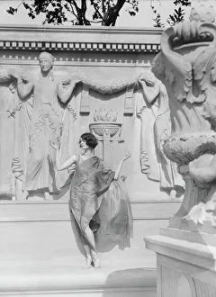University of California at Berkeley dancers, 1927 Creator: Arnold Genthe