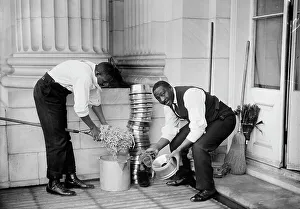 Cleaning Prints: U.S. Capitol - Cleaning Interior, 1914