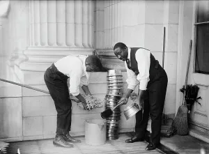 Cleaning Prints: U.S. Capitol - Cleaning Interior, 1914