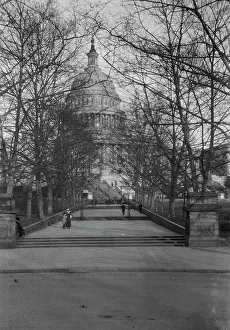 Us Capitol Prints: U.S. Capitol, Washington, D.C. between 1896 and 1942. Creator: Arnold Genthe