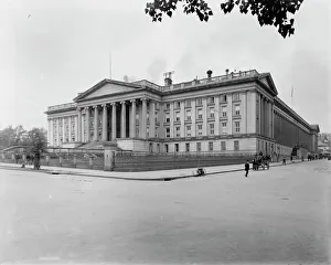 Robert Mills Prints: U.S. Treasury, Washington, D.C. between 1880 and 1897. Creator: William H. Jackson