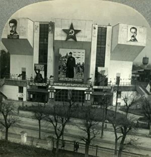 Auditorium Gallery: In the U.S.S.R. a Land of Many Races and Many Languages - the New Workers Club in Moskva