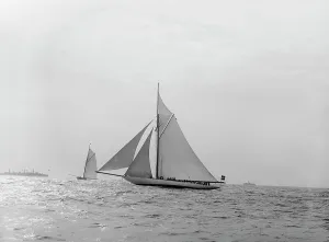 Valkyrie II and Vigilant, turning mark in last race, 1893 Oct 13, c1893. Creator: Johns Johnston