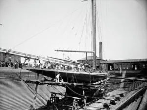Graving Dock Prints: Valkyrie III in Erie Basin, 1895 Aug 24. Creator: Johns Johnston