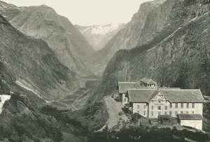 Poulton And Co Prints: The Valley and Hotel, Stalheim, Norway, 1895. Creator: Poulton & Co
