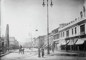 Street Lighting Prints: Valparaiso, Chile, between c1915 and c1920. Creator: Bain News Service