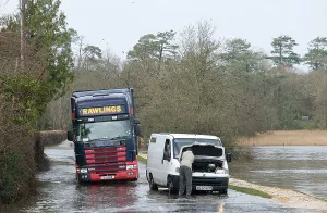 Flooding Prints: Van stranded in floods at Beaulieu 2008