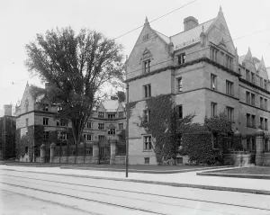 Vanderbilt Hall, Yale College, Conn. between 1895 and 1910. Creator: Unknown