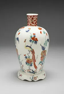 Bow Porcelain Factory Gallery: Vase, England, c. 1755. Creator: Bow Porcelain Factory