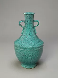 Qianlong Period Gallery: Vase, Qing dynasty (1644-1911), Qianlong reign mark and period (1736-1795)