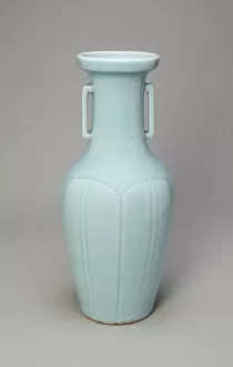 Glazed Gallery: Vase with Rectangular Handles, Qing dynasty (1644-1911), Qianlong reign (1736-1795)