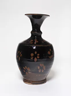 Vase with Stylized Petals, Jin dynasty (1115-1234), or Yuan dynasty (1271-1368) Vase with Stylized Petals, Jin dynasty (1115-1234), or Yuan dynasty (1271-1368)