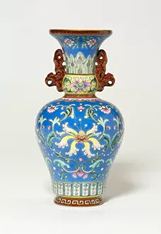 Qianlong Period Gallery: Vase with Two Tiger-Shaped Handles, Qing dynasty, Qianlong reign mark and period