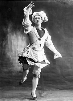 Vaslav Nijinsky Gallery: Vaslav Nijinsky, Russian ballet dancer, 1909