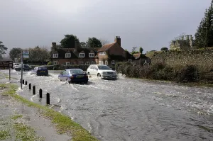 Flooding Prints: Vehicles on Flooded road at Beaulieu 2008