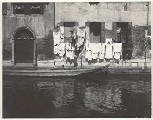 Washing Line Gallery: Venice, 1894, printed 1920 / 39. Creator: Alfred Stieglitz