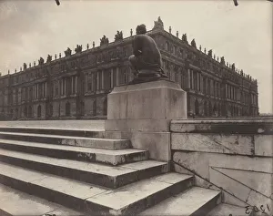 Gold Toned Prints: Versailles, Chaste Venus, 1922-1923. Creator: Eugene Atget (French, 1857-1927)