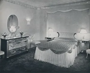 The vibrant qualities of Plexiglas are used to advantage in this bedroom, 1942 The vibrant qualities of Plexiglas are used to advantage in this bedroom, 1942