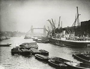 Horace Collection: View of the busy Thames looking towards Tower Bridge, London, c1920