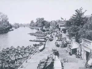 Boatbuilding Gallery: View of the River Thames and boats, c1900