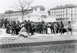 Vienna Museum Prints: View of the Secession Exhibition Building from Gemusemarkt, 1899
