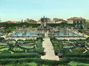 Maderno Carlo Prints: Villa Lante, Bagnaia, Lazio, Italy, 1925. Creator: Frances Benjamin Johnston