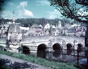 Penitentiary Prints: Village lockup on Town Bridge, Bradford-on-Avon