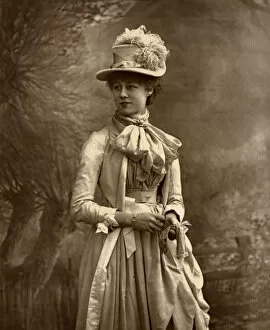 Barraud Gallery: Violet Vanbrugh, British actress, 1887. Artist: Ernest Barraud