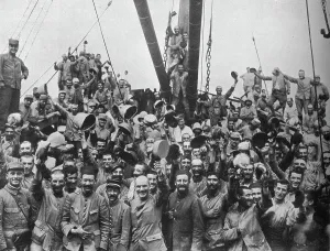 Vive la France: French troops on board a transport going to the Dardanelles, 1915