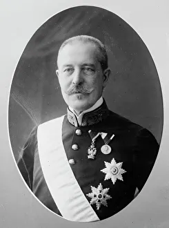 von Aehrenthal, cameo portrait, in uniform, 1910. Creator: Bain News Service