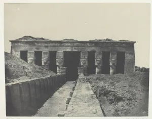 Maxime Du Camp Gallery: Vue Generale, Grand Temple de Denderah (Teutyres), Haute-Egypte, 1849 / 51