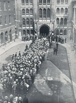 Waiting to enter the Guildhall for Mr. Asquiths first great call to arms meeting, 1914