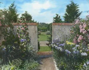 Garden Wall Prints: Wallace Reid house, East Hampton, New York, c1915. Creator: Frances Benjamin Johnston