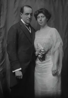 Wedding Day Prints: Walter, H.D. Mr. and Miss Gans, portrait photograph, 1912 Dec. 1. Creator: Arnold Genthe