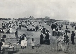 Walton-on-the-Naze - Scene on the Beach, 1895