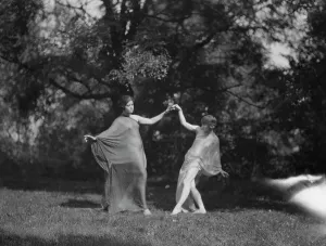 Wanger, Beatrice, Miss, and Miss Marian Berenger, 1918 or 1919. Creator: Arnold Genthe