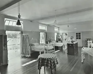 Mental Health Prints: A ward at Orchard House, Claybury Hospital, Woodford Bridge, London, 1937