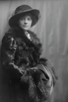 Warren, Gertrude, Miss, or Miss Jackman, portrait photograph, 1912 or 1913. Creator: Arnold Genthe