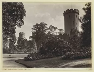 Warwick Castle Collection: Warwick Castle, from the Outer Court, 1860 / 94. Creator: Francis Bedford