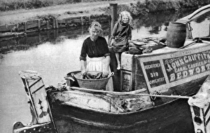 Canal Boat Prints: Washing day on the canal boat, 1926-1927
