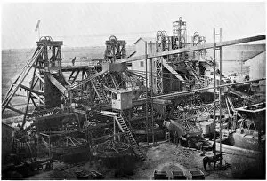 De Beers Gallery: Washing plant at De Beers diamond mines, Kimberley, South Africa, c1900