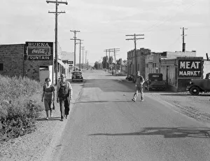 Meat Market Prints: Washington, Buena, Yakima County, 1939. Creator: Dorothea Lange