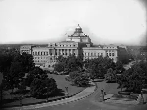 Washington, D.C. Library of Congress, between 1897 and 1910. Creator: Unknown