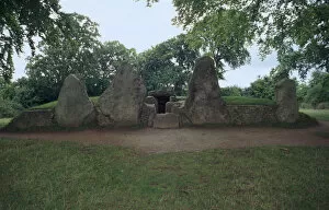 36th Century Bc Collection: Waylands Smithy Neolithic Long Barrow, 36th century BC