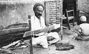 Muttra Prints: Weaver, Muttra, 1917