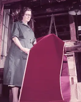 Craftswoman Prints: Weaving velvet for the coronation robe